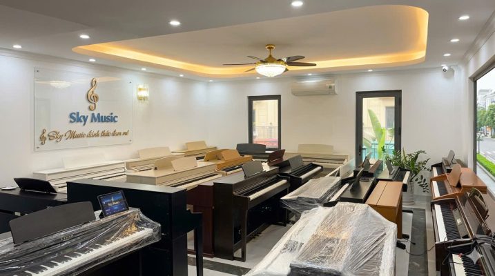 Khu trưng bày piano điện phù hợp cho người mới học tại Sky Music Long Biên