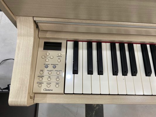 Yamaha CLP 635 nhật bãi giá 22 triệu