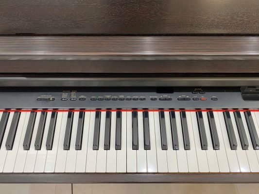 Piano điện Yamaha CLP 156 Nhật bãi