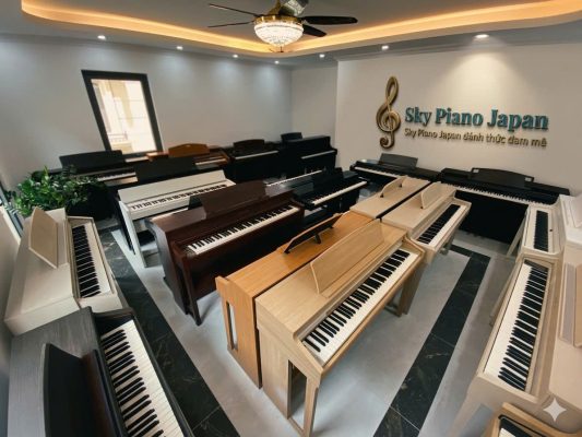 đàn Piano điện Yamaha CLP-130  tại không gian trung bầy