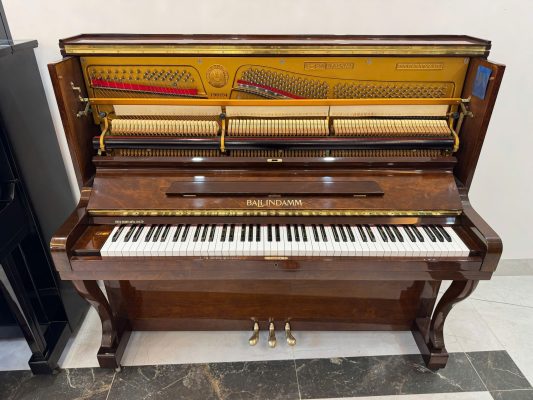 Piano Ballindamm B130 Nhật bãi
