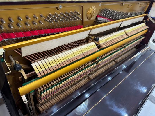 Piano cơ Wager W2 Nhật bãi giá 20 triệu