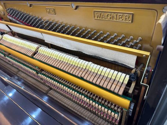 Piano cơ Wager W2 Nhật bãi giá 20 triệu