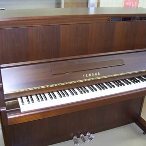 PIANO YAMAHA MX300MR