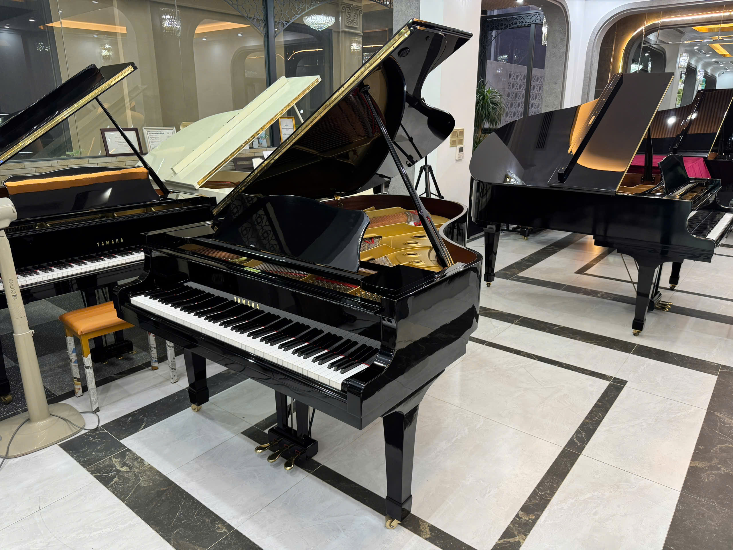 Cửa Hàng Piano Uy Tín Tại-Hà-Nội