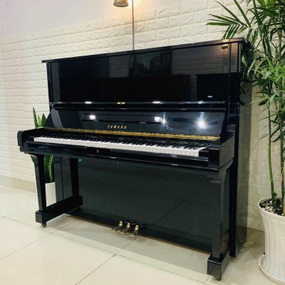 Chất âm và bàn phím piano Yamaha U1H dành cho trẻ em