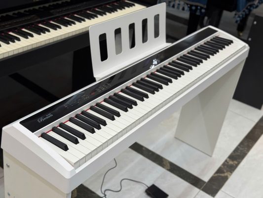 Piano điện cho bé mới học tại nhà giúp luyện tập hàng ngày hiệu quả
