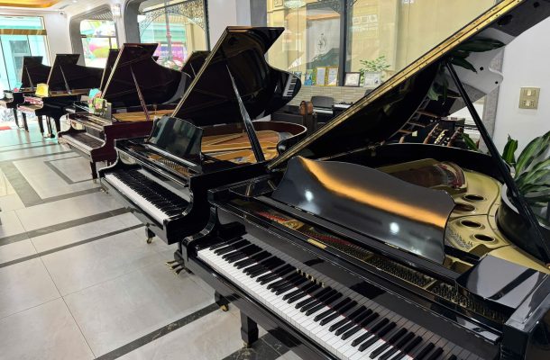 grand piano Yamaha C5 tại showroom Sky Music Long Biên
