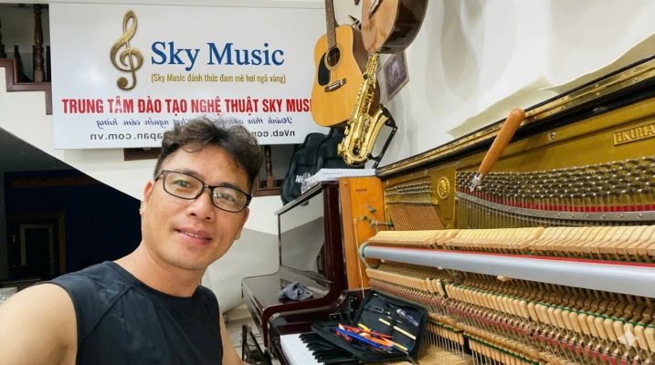 Showroom Piano Yamaha nhật tại Long Biên