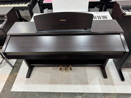 Piano điện Yamaha CLP-223 Nhật bãi