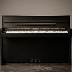 Yamaha CLP-585 Nhật bãi giá 27 triệu